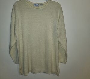 Soft Cream Women's Crew Neck Sweater